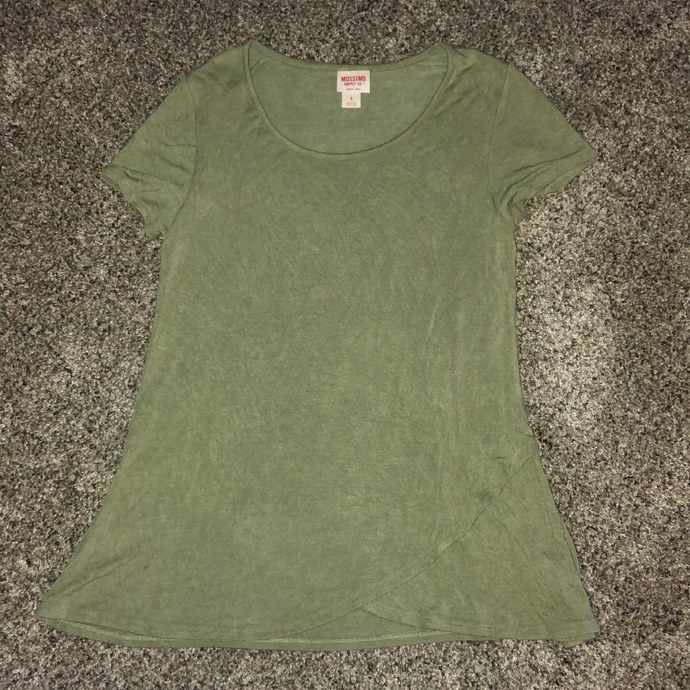 Green cotton shirt.